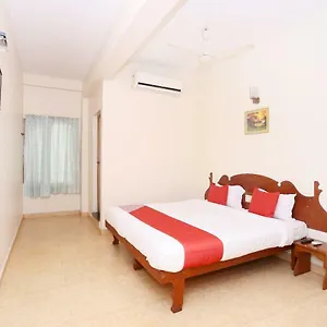 oyo-39853-manna-residency.kerala-hotels.net/